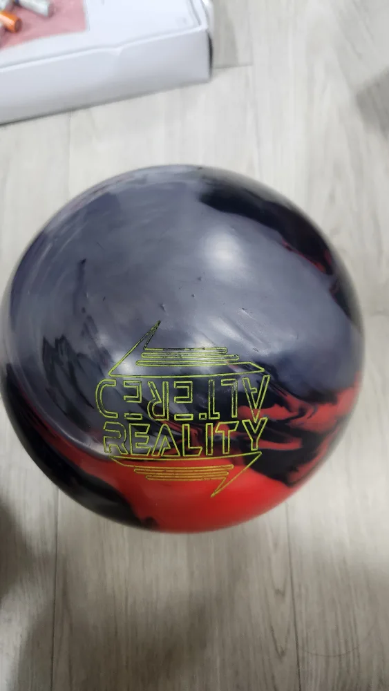 중고볼링공 팝니다.