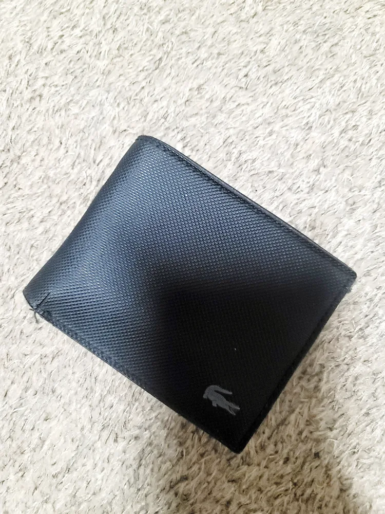 라코스테 검정지갑 중고 정품 무료 나눔