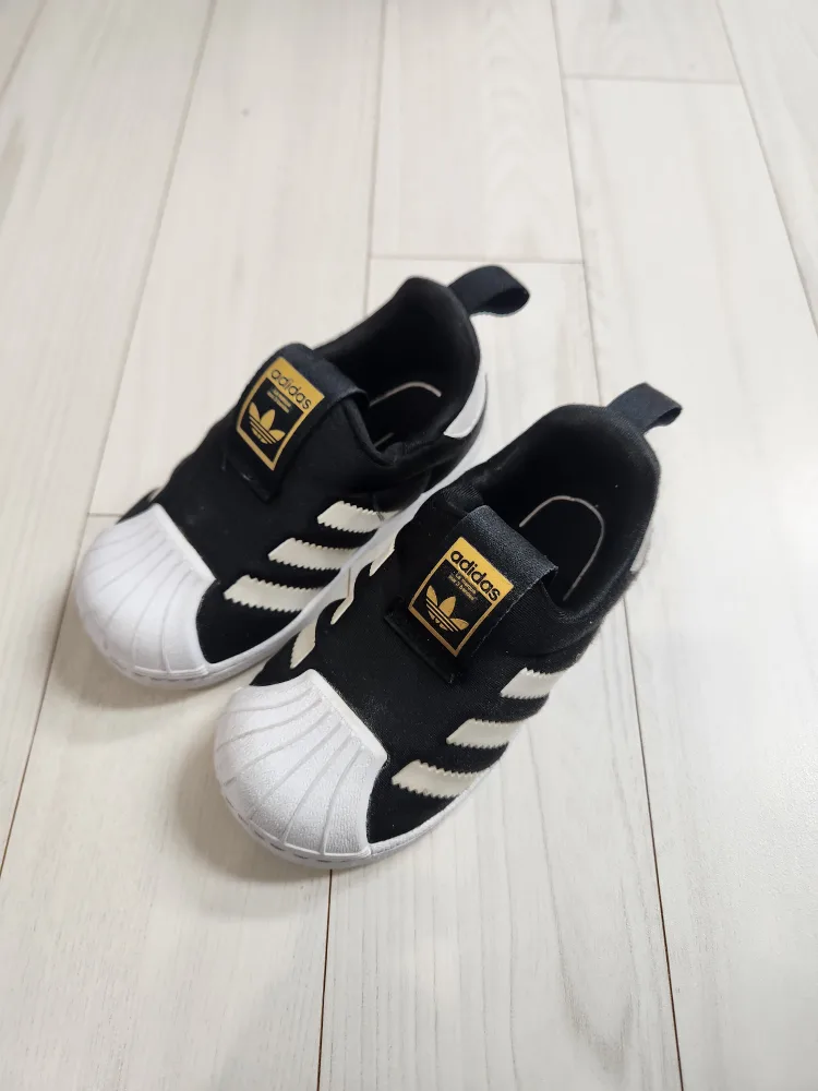 아디다스 슈퍼스타 130 중고