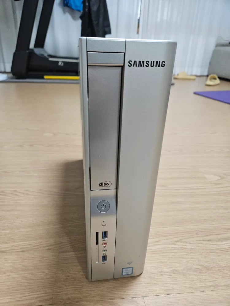 상태 좋은 삼성 슬림형 데스크탑 정품