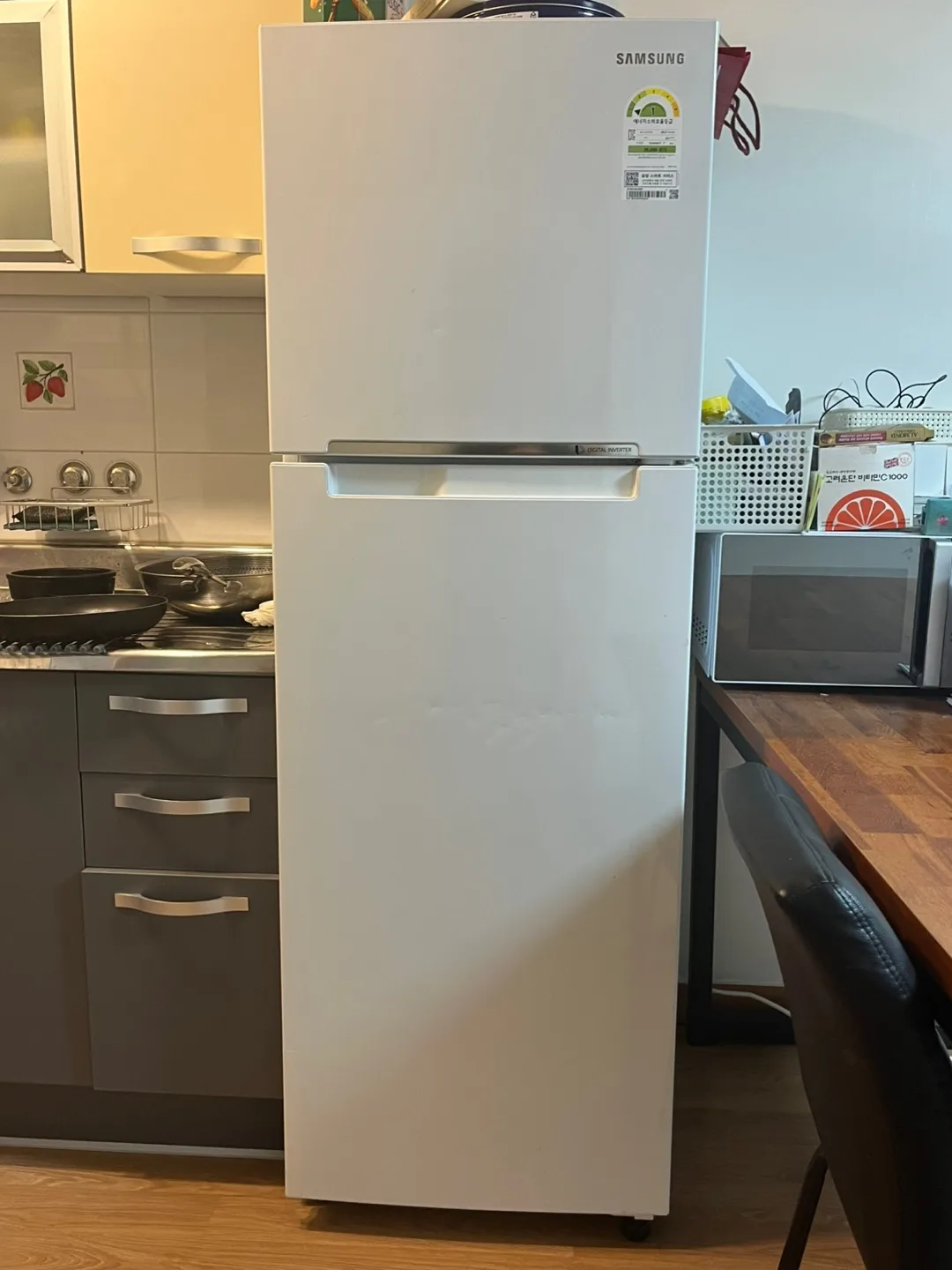 삼성 냉장고 255L 중고 팝니다. 동작잘됨