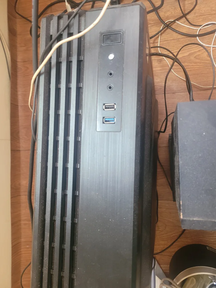 중고 컴퓨터 팝니다