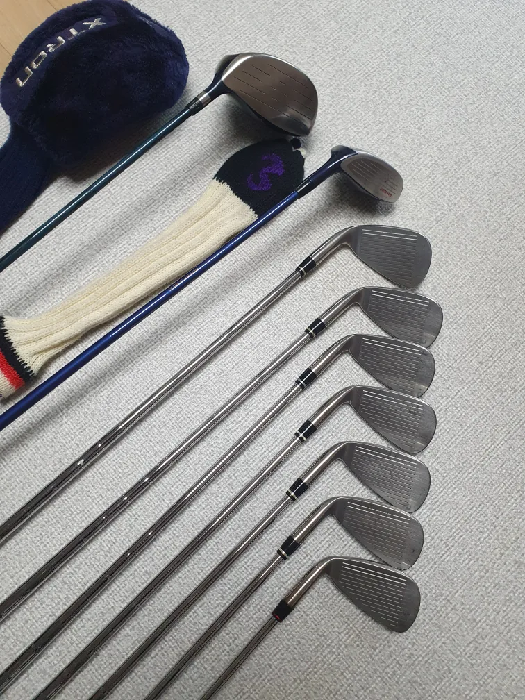 중고 골프채 세트(케디백 포함) 판매합니다.