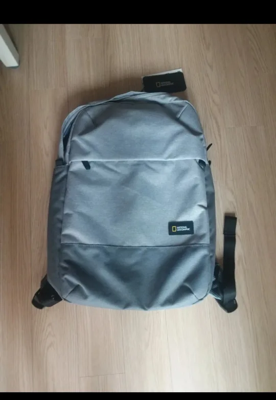 내셔널지오그래픽 백팩 새제품 정품  데상트백팩중고