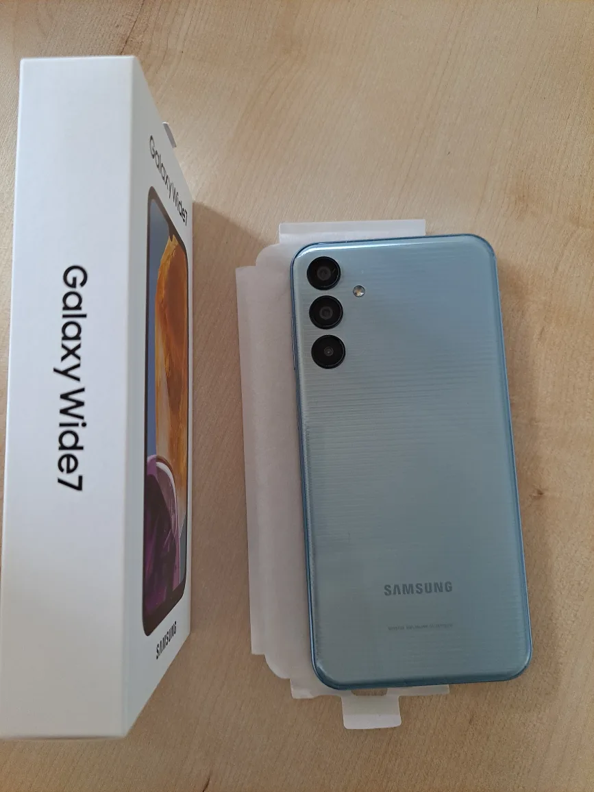 삼성 갤럭시와이드7 S급 중고폰 판매합니다.