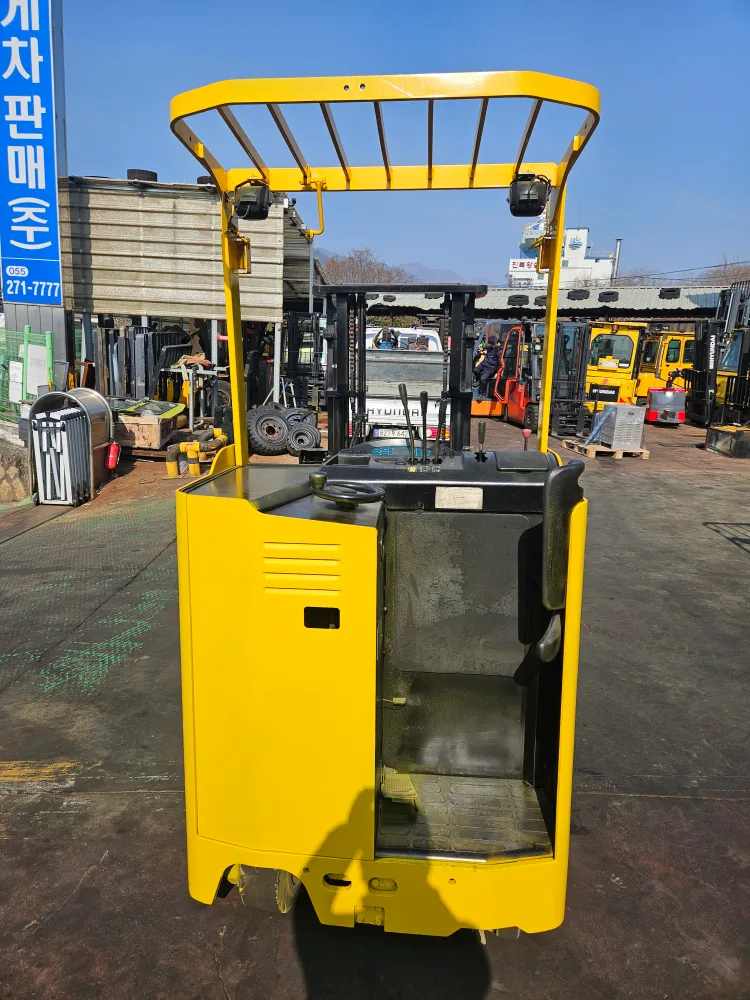 중고지게차 입승식 1.8톤