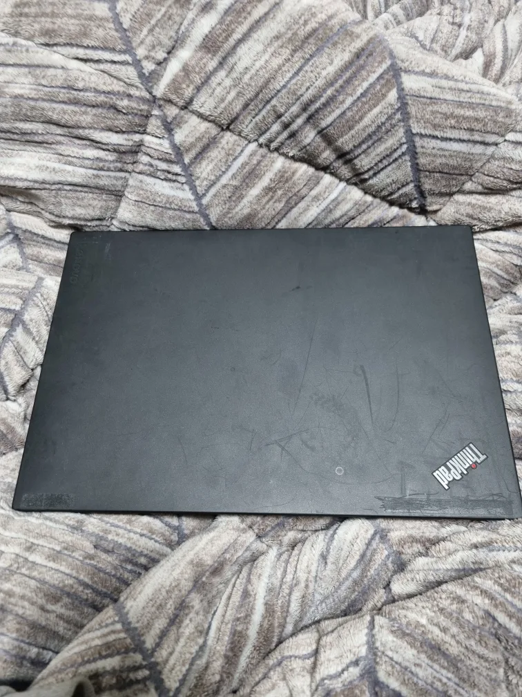레노버 ThinkPad t470 노트북 팝니다