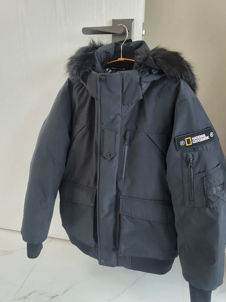 내셔널지오그래픽 겨울패딩(L)