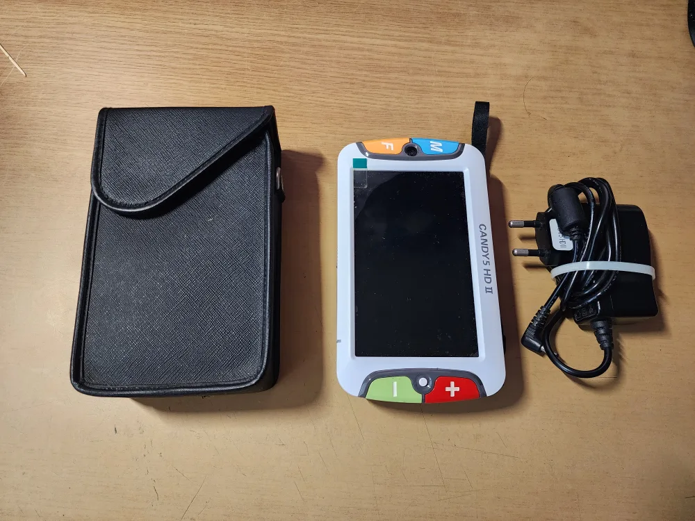 휴대용 독서확대기