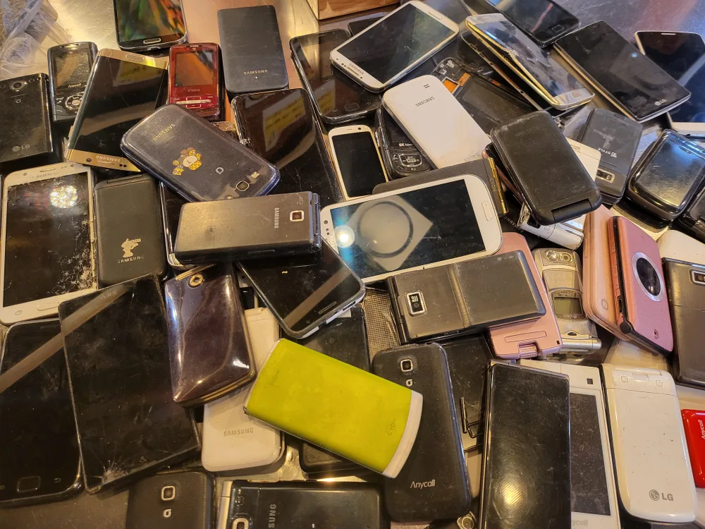 중고 휴대폰 다수및파손폰