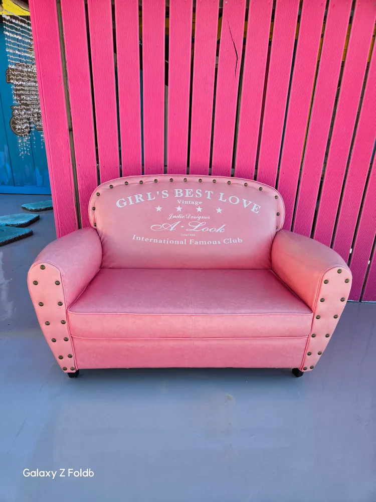 아주 아담한 쇼파