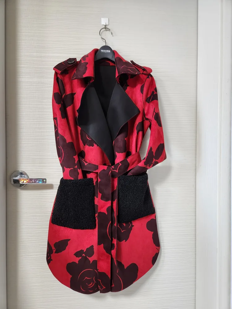 장미꽃무늬 벨트코트 55~66 새상품