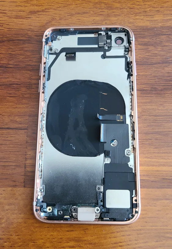 아이폰8 하우징(뒷 판)