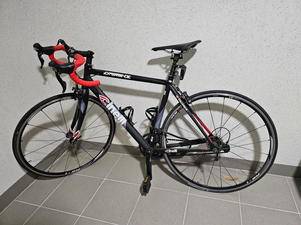 중고 자전거(치넬리 익스피리언스 105)