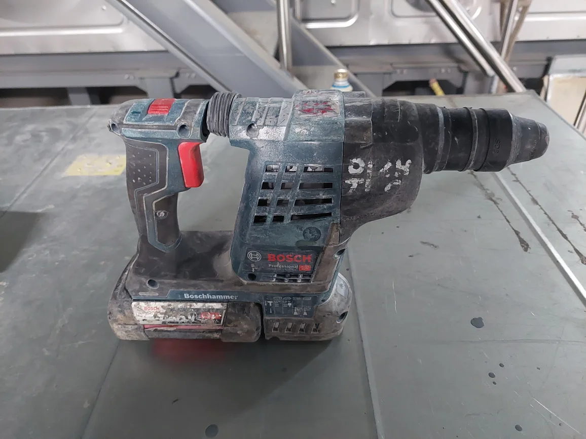 (중고 전동공구)보쉬 충전 함마 드릴 팝니다