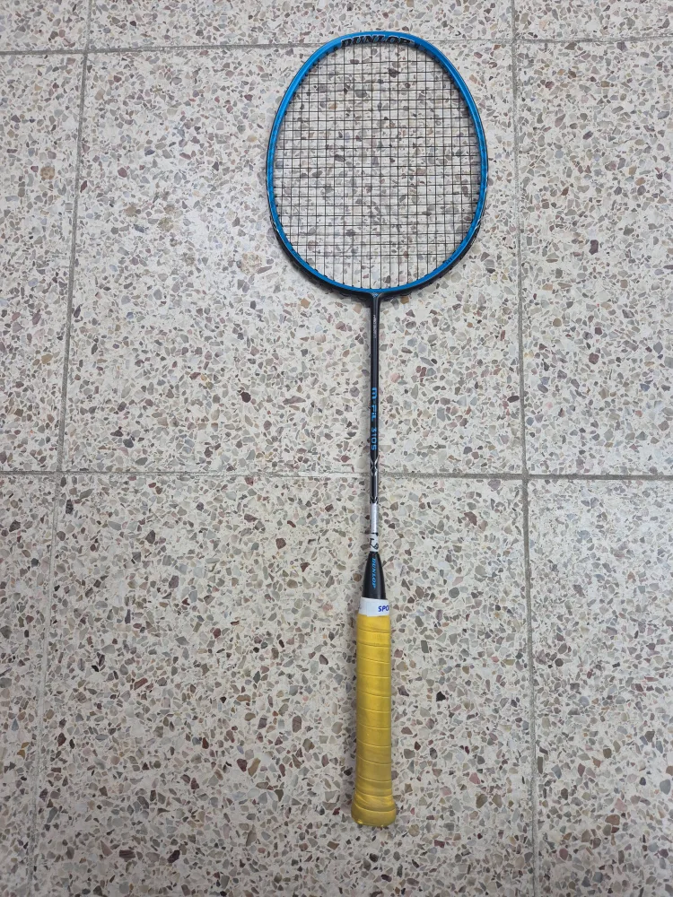 중고 배드민턴 라켓 팝니다