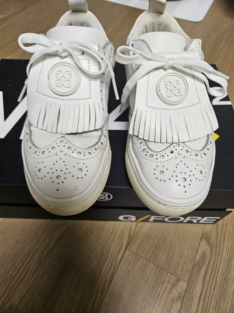 지포어~~신세계백화점 ~중고인것.감안해서 올립니다.240