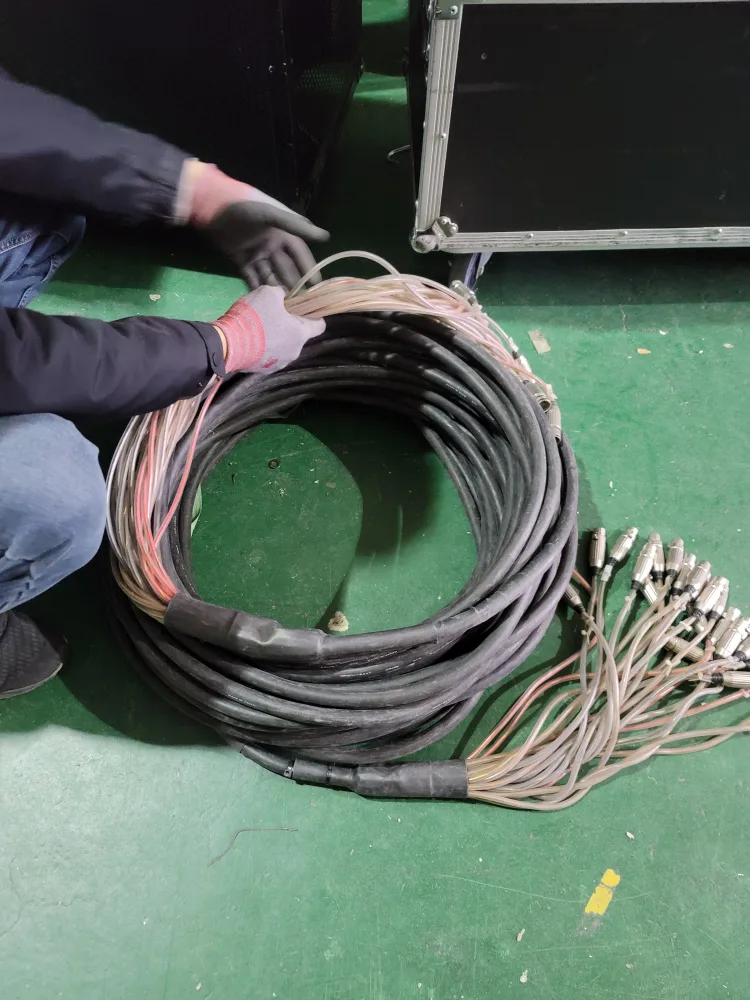 음향 멀티 케이블 중고 판매합니다.