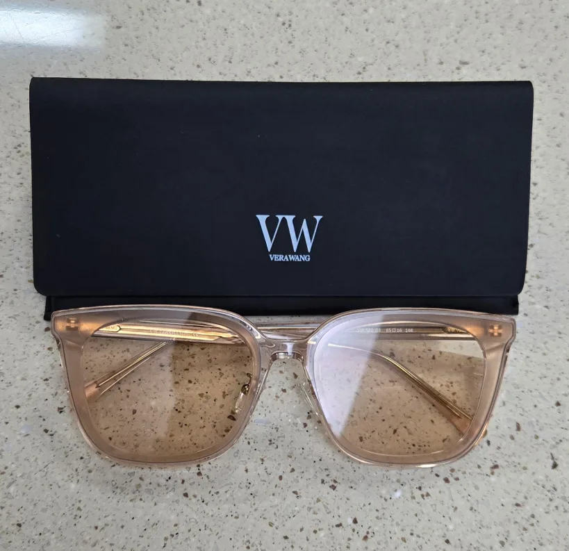 베라왕 선글라스