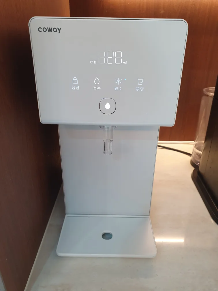 코웨이 아이콘2 냉/정수기 ( CP-7211N 2022.6월 제조품 ) 중고 매매