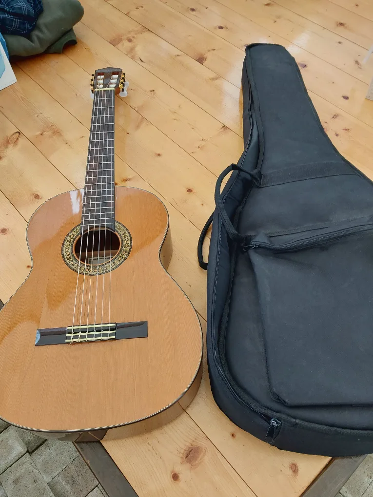 클래식기타 중고팝니다