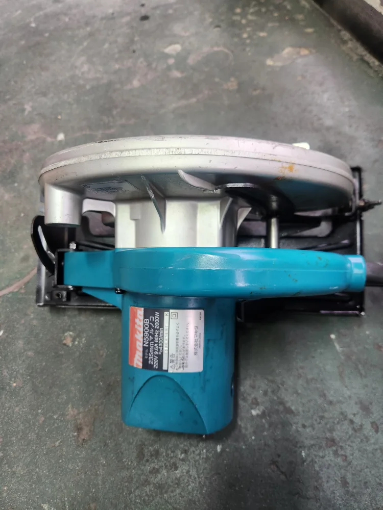 마끼다원형톱 9인치 중고