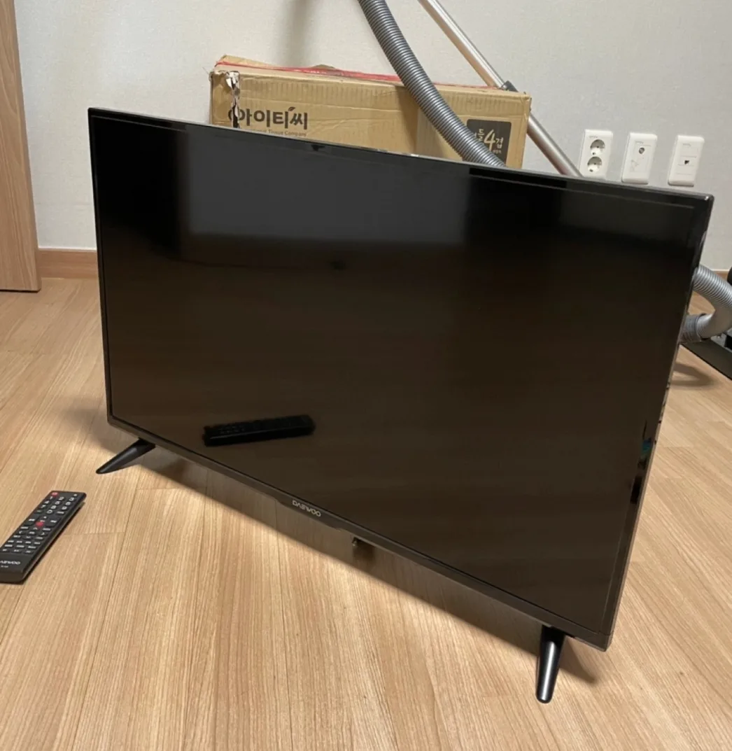 중고티비 판매합니다