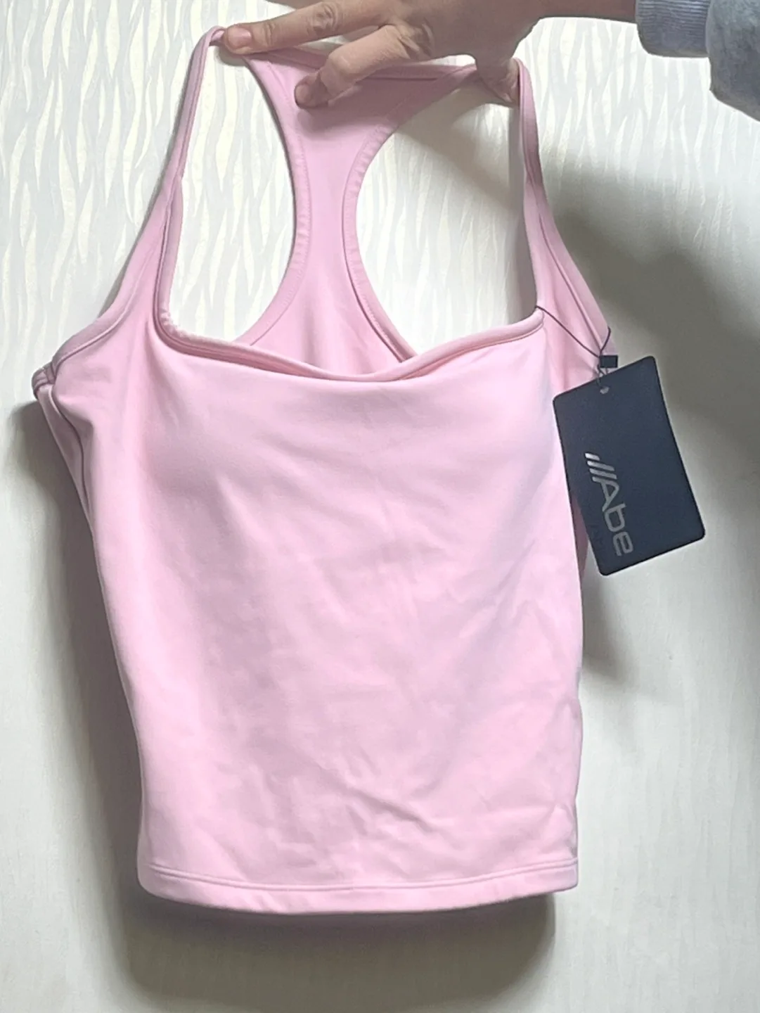 에이브 운동 브라탑