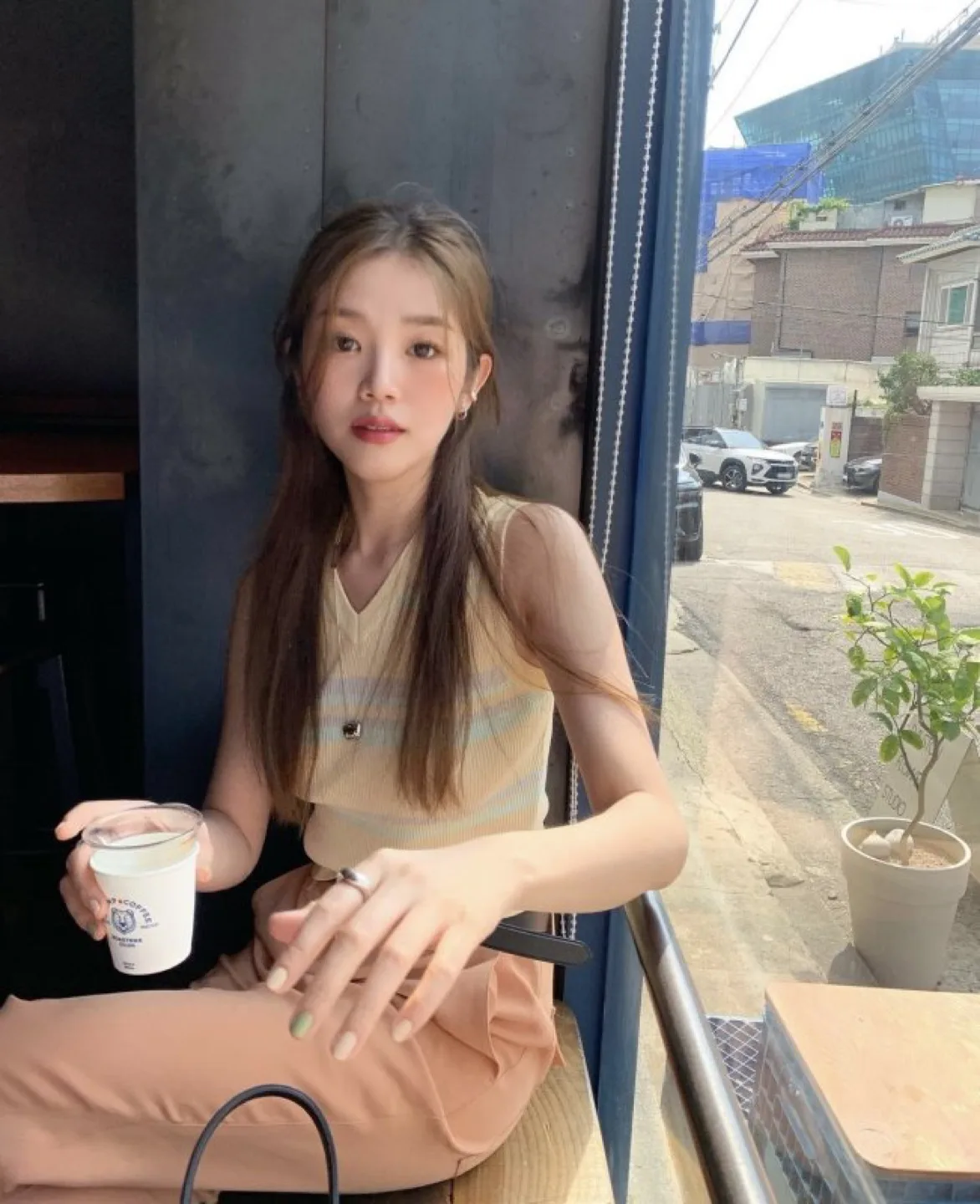 그로브 크롭 조끼 베이지