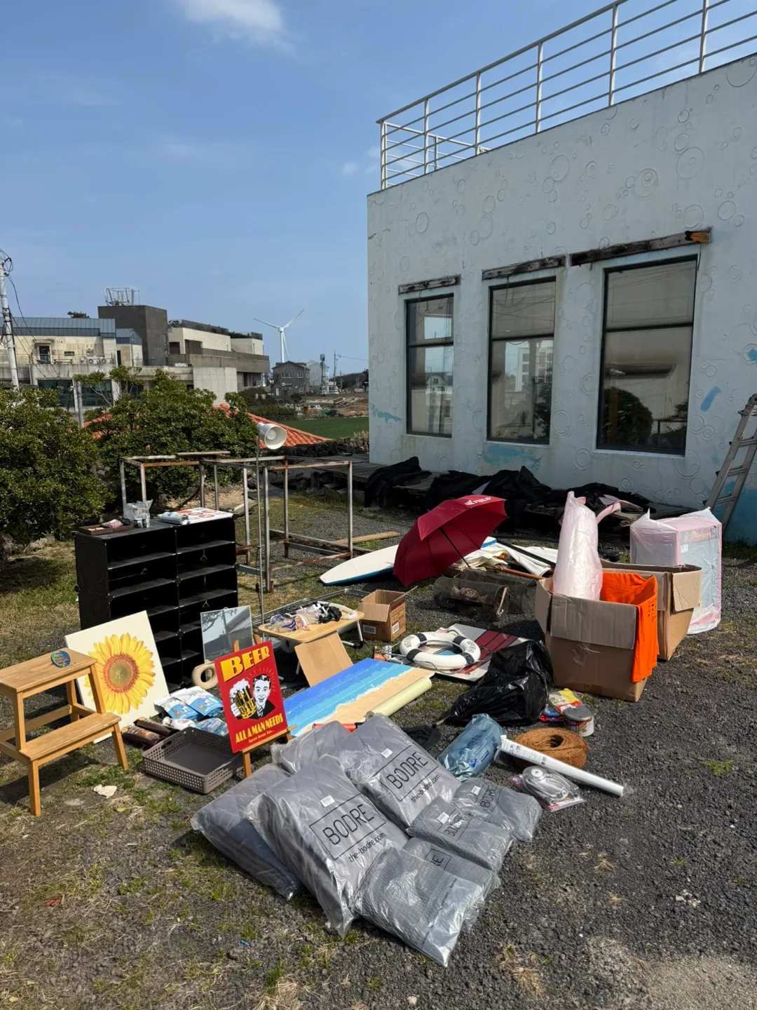 서핑샵 정리하면서 새거 중고 판매 또는 무료나눔 합니다.