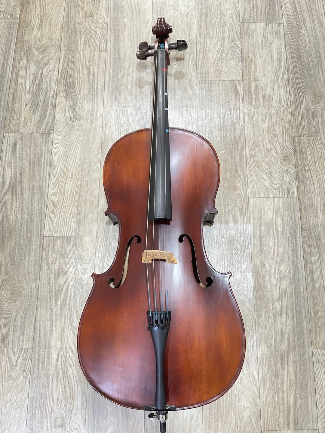 마에스트로 mc-100s 중고첼로 3/4사이즈 팝니다. (활과 송진포함)