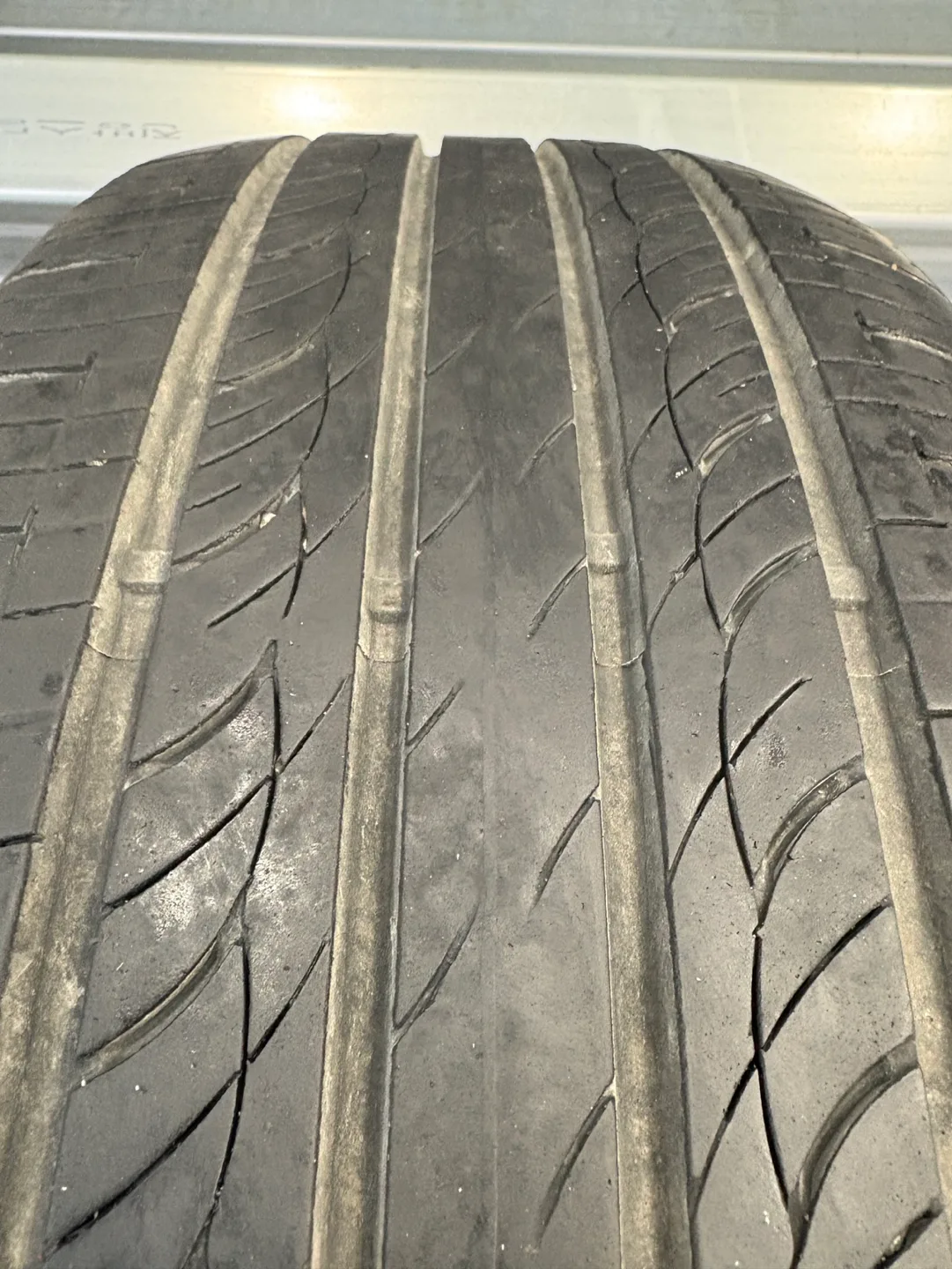 금호타이어 크루젠, 한국타이어 옵티모 중고 판매