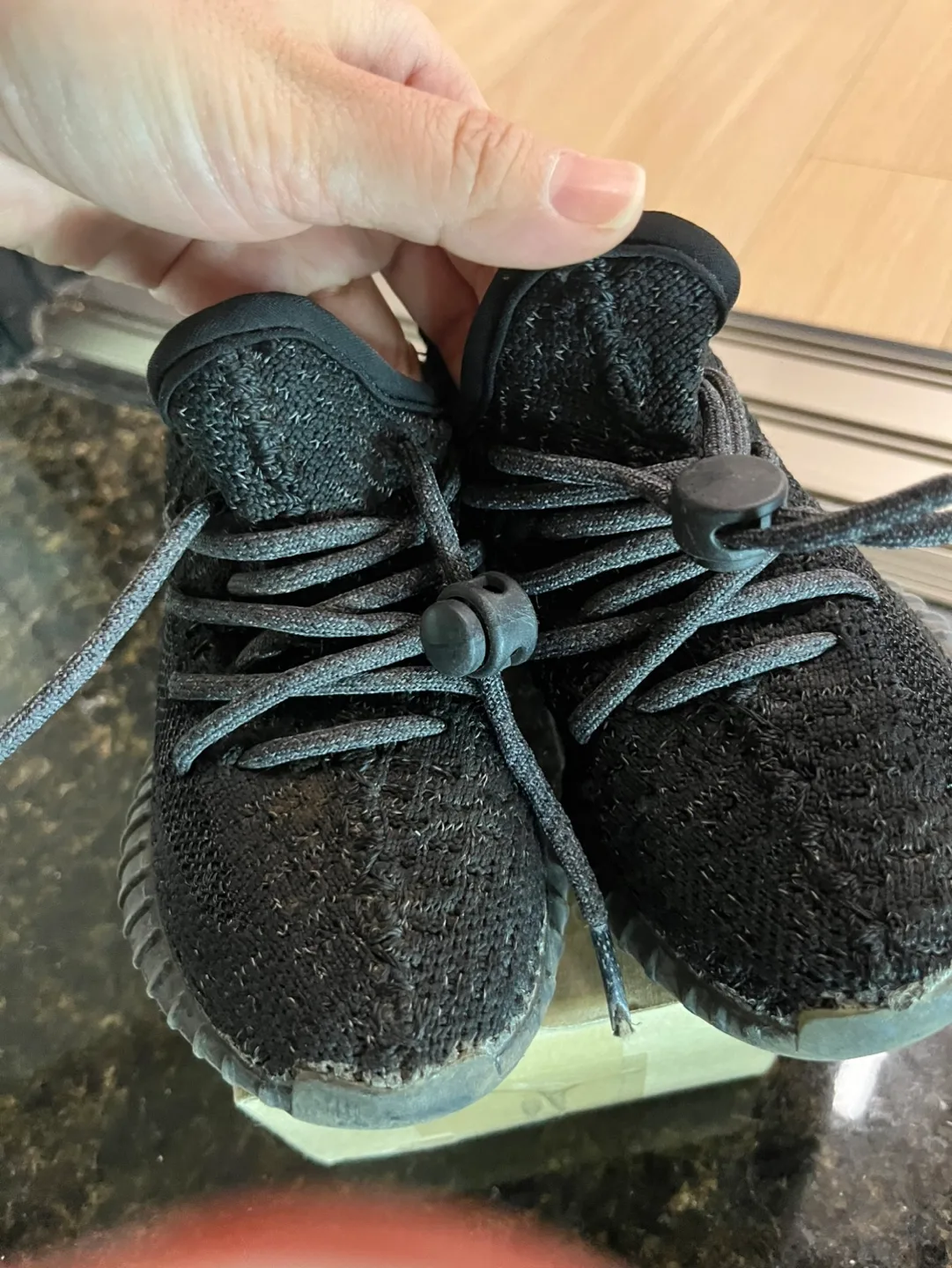 아디다스 이지 부스트 150사이즈