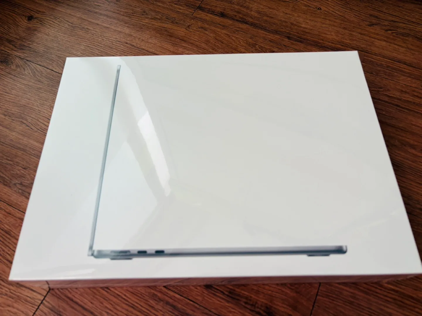 (미개봉) 맥북에어 M2 16기가 256기가 스페이스그레이 판매합니다.