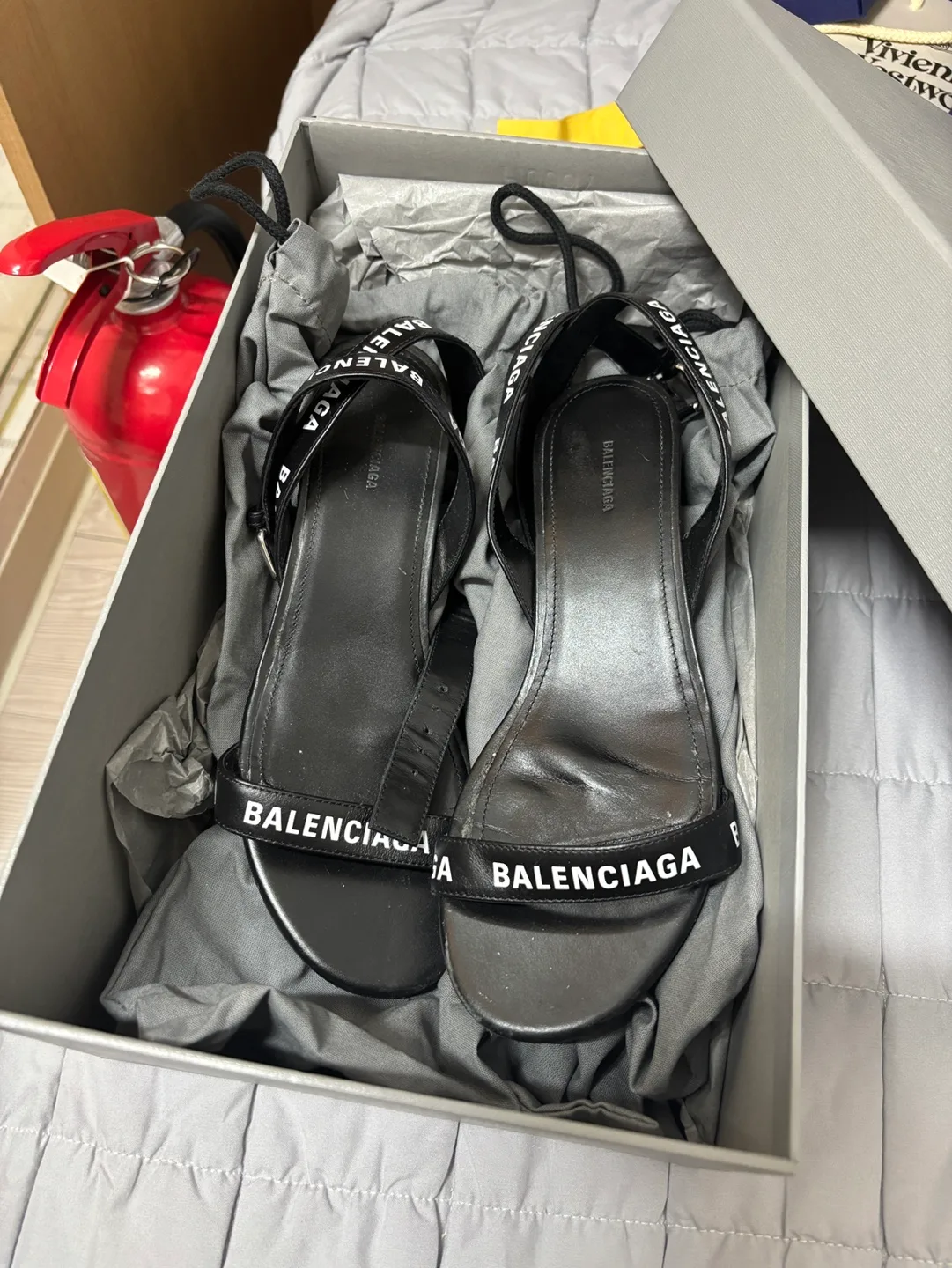 발렌시아가 샌들 BALENCIAGA Logo Strap Flat Sandals 551154 Black 36