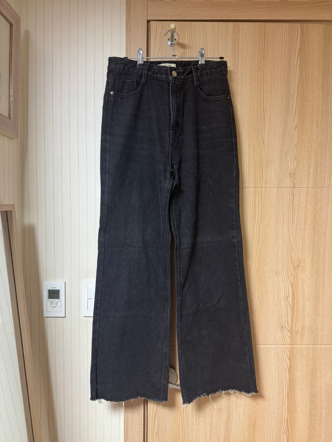 부츠컷 와이드팬츠 흑청 M