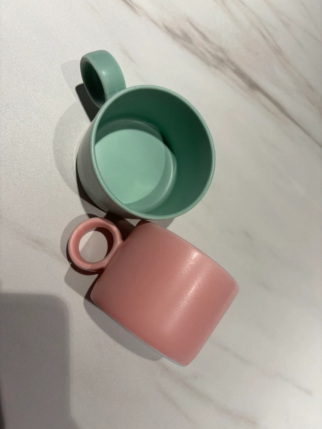 맥심 머그컵 무겁지않음