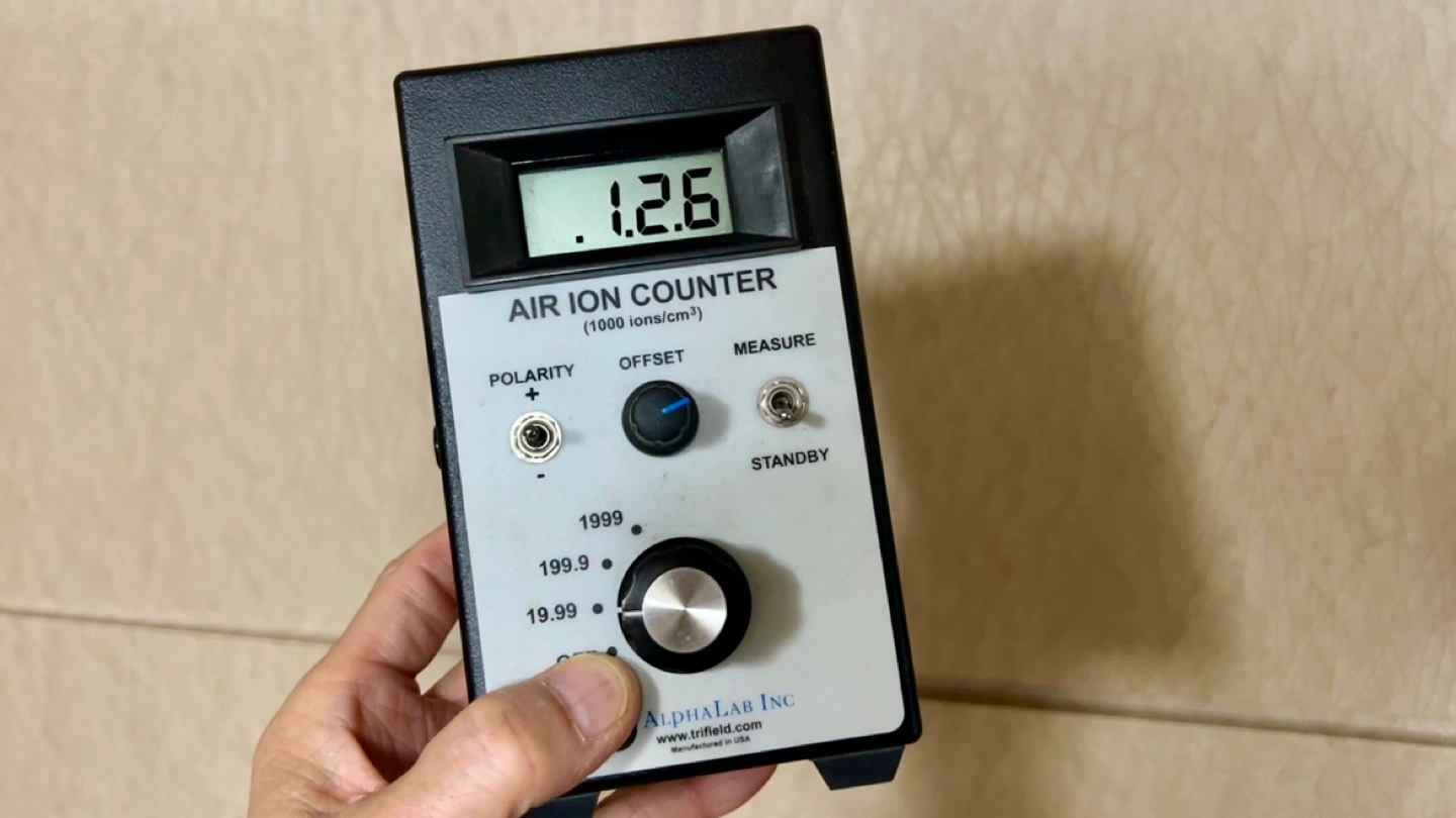 Air ion counter 음이온측정기 | 디지털기기 | 당근 중고거래