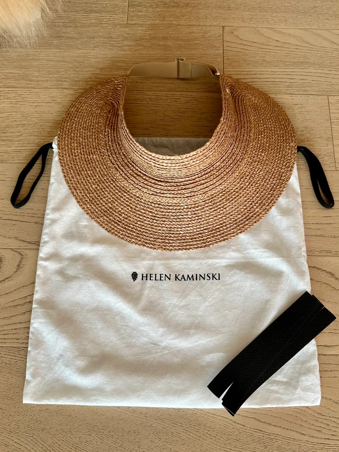 헬렌카민스키 모자 마리솔 라피아모자 (누가 컬러/새상품급)