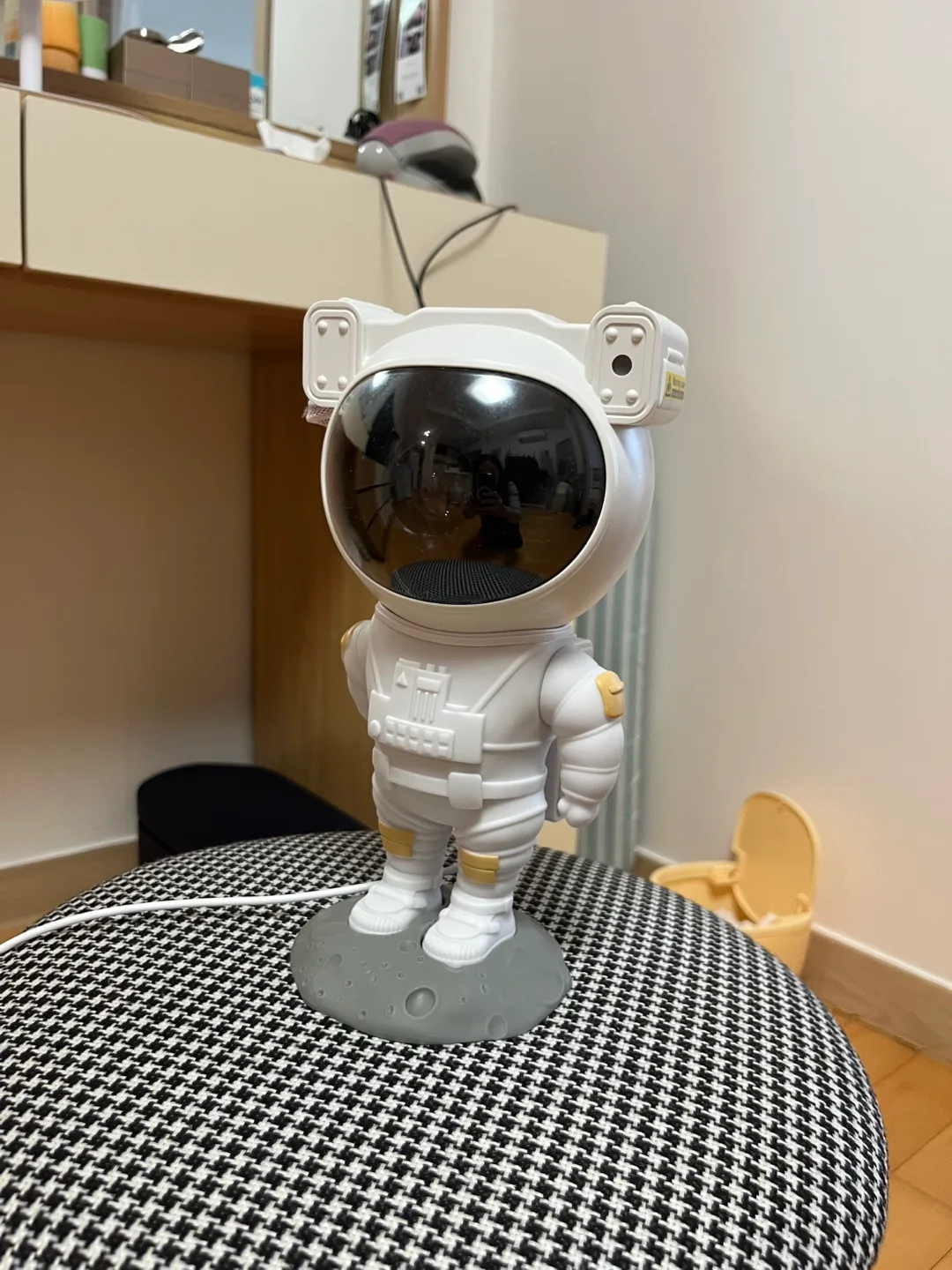 급처) 중고 오로라 무드등 우주인 조명