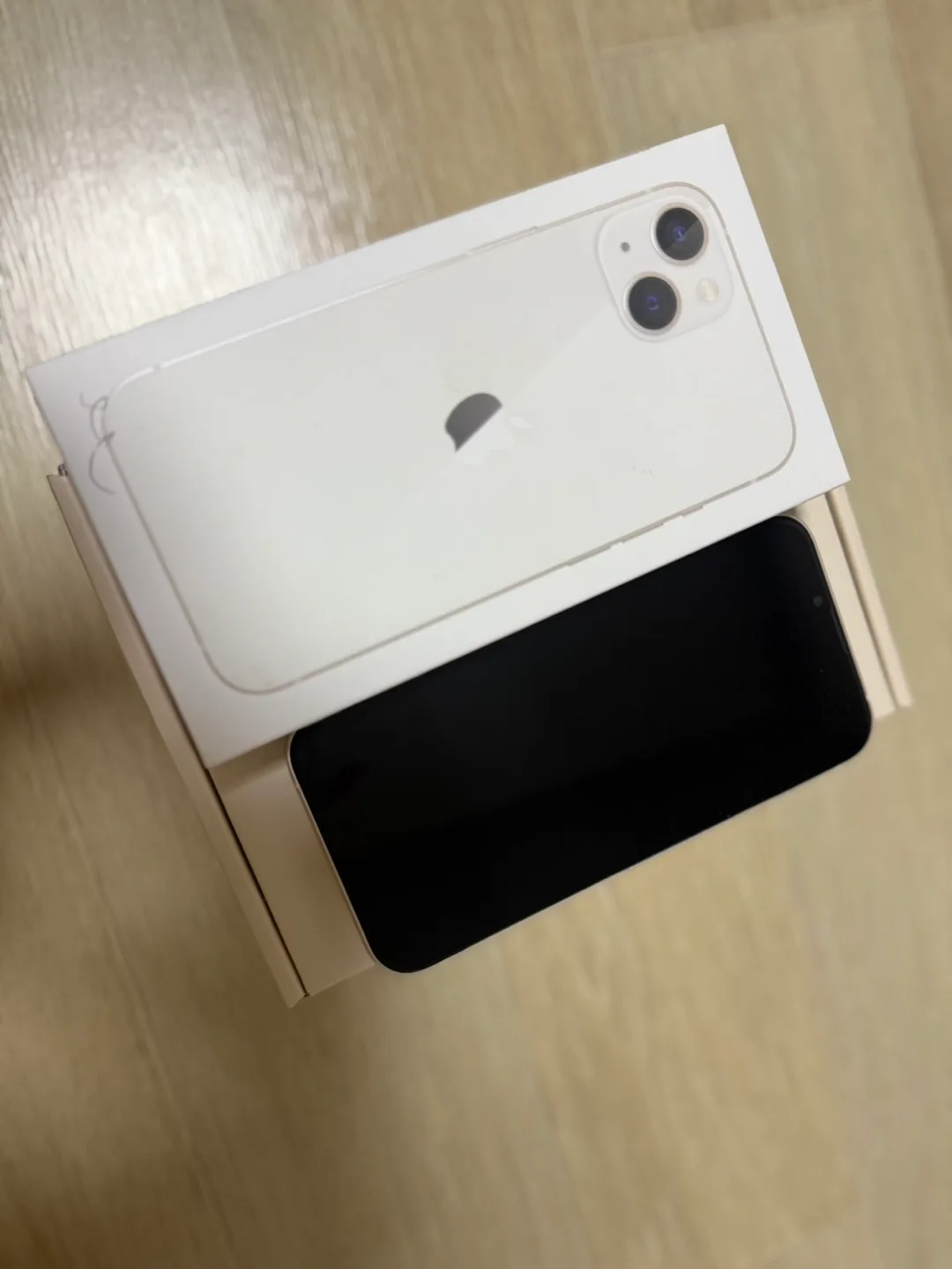 아이폰 13 128기가 화이트