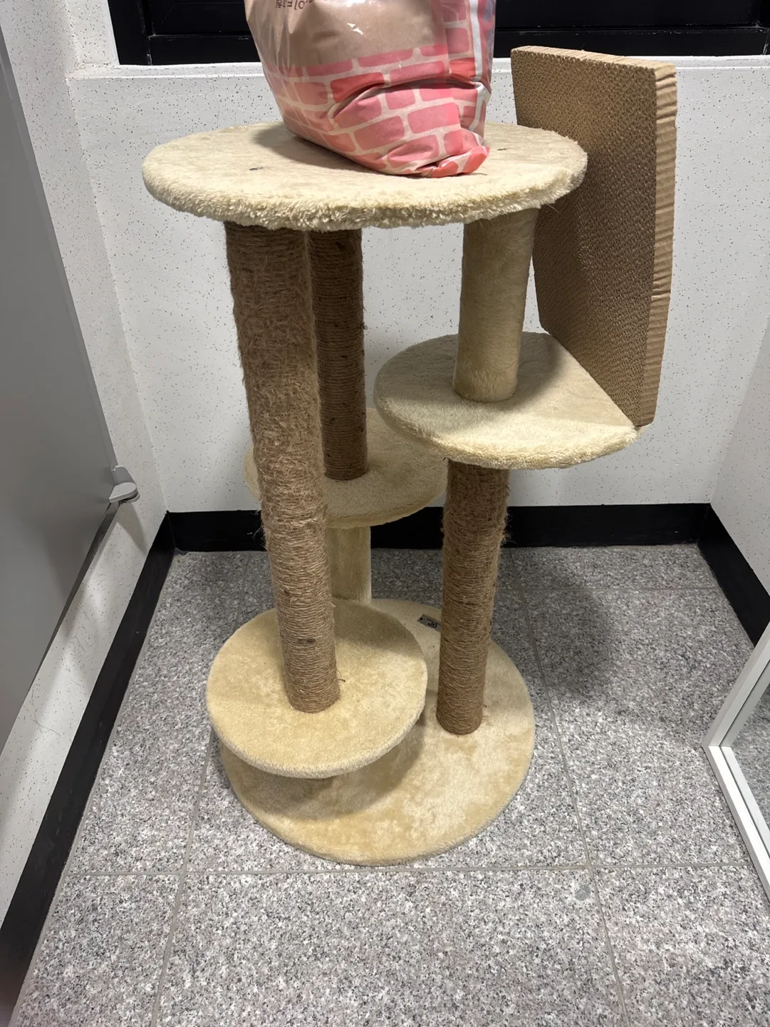 고양이 캣타워 / 모래매트 나눔