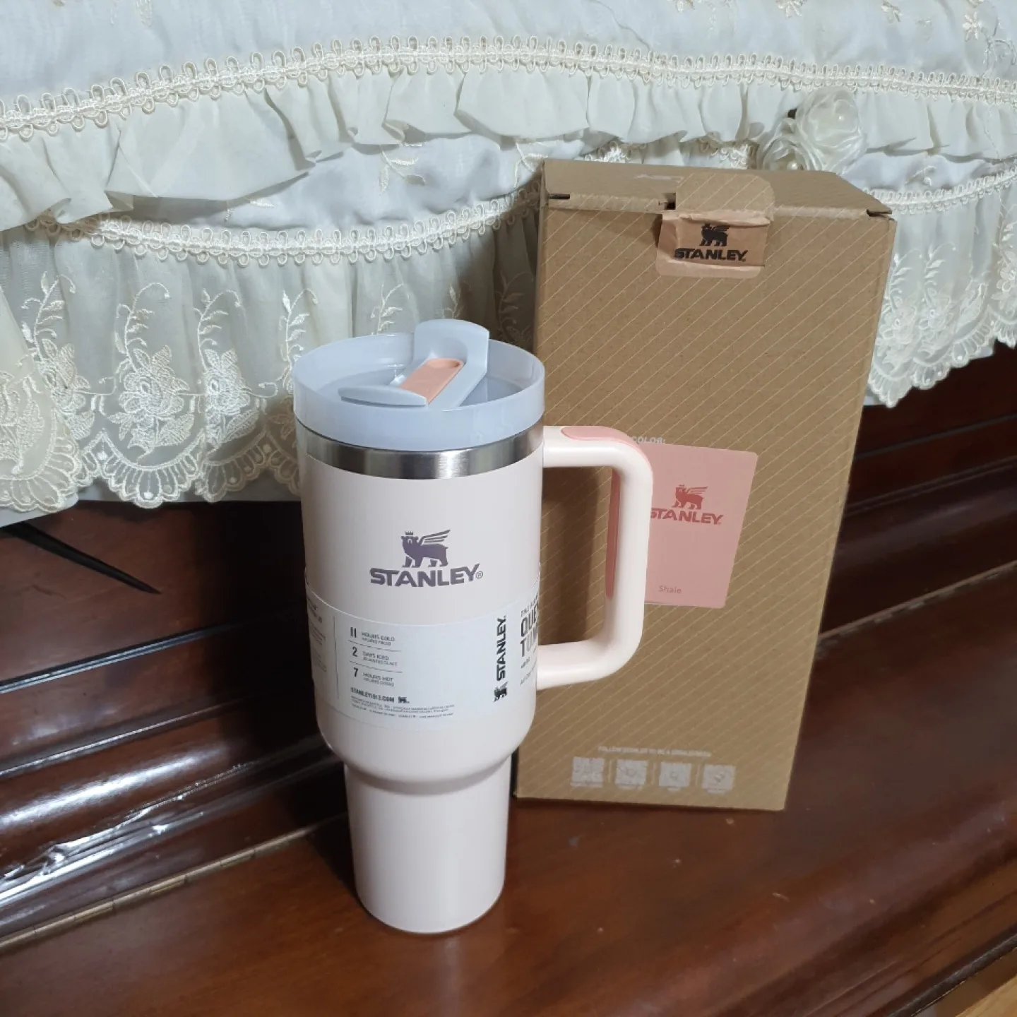 스탠리 1.18L 로즈쿼츠 새상품