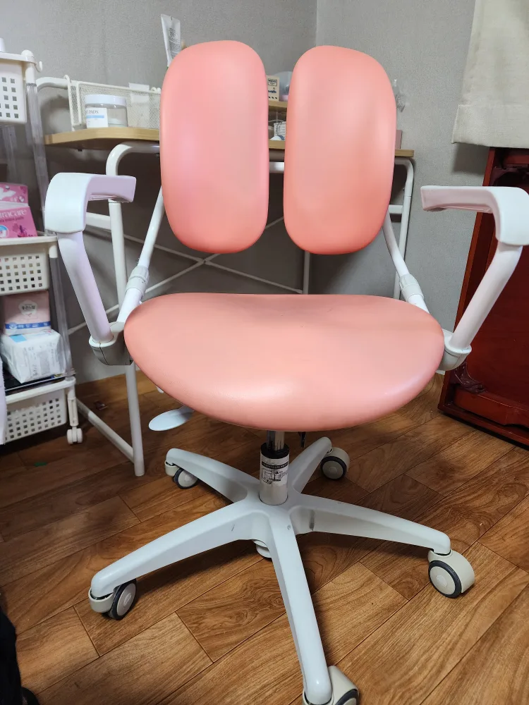 듀오백 주니어 책상의자에요~~