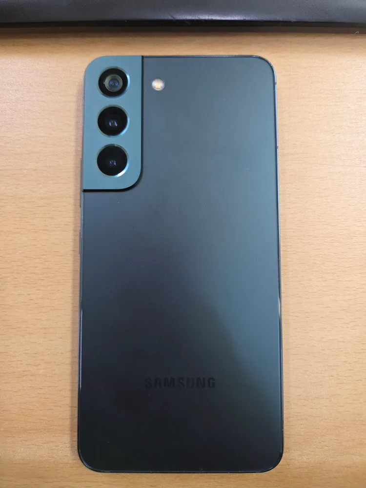 갤럭시 S22 중고 256GB 판매합니다! (경미한 찍힘, 양호한 배터리)