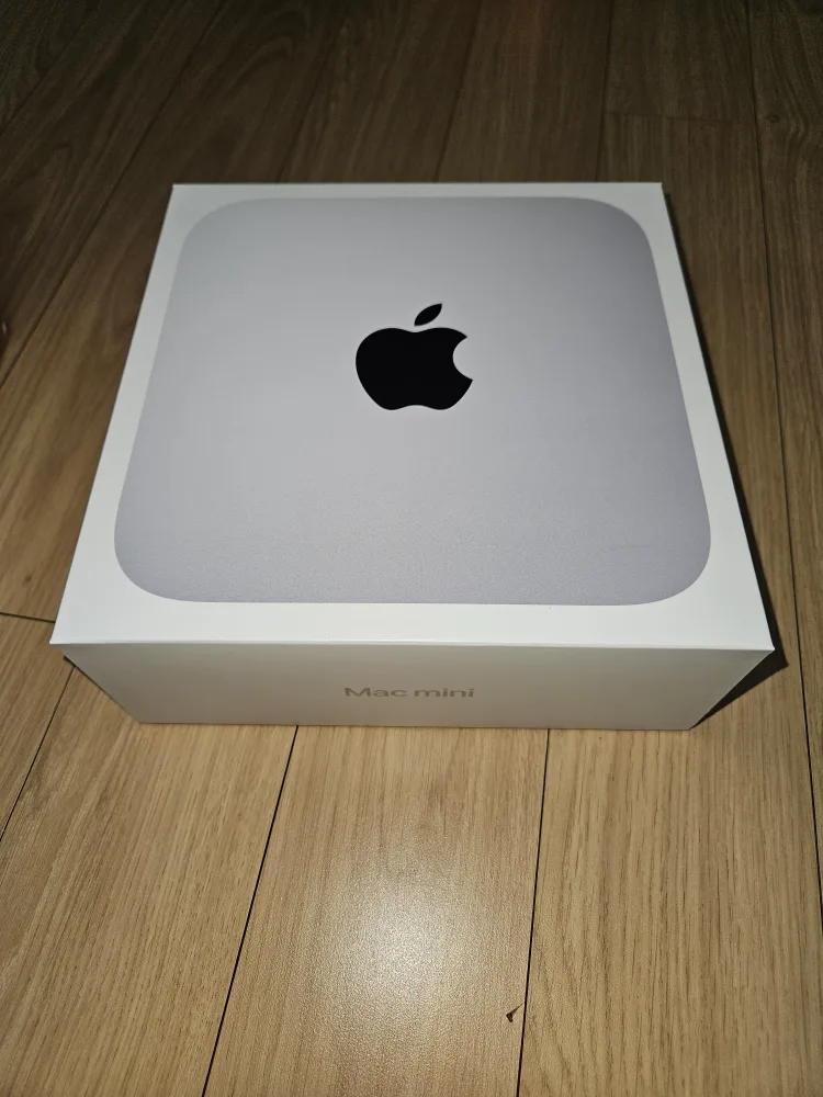 m2 Mac mini 8G 512G + 외장 ssd 인클로즈 팝니다