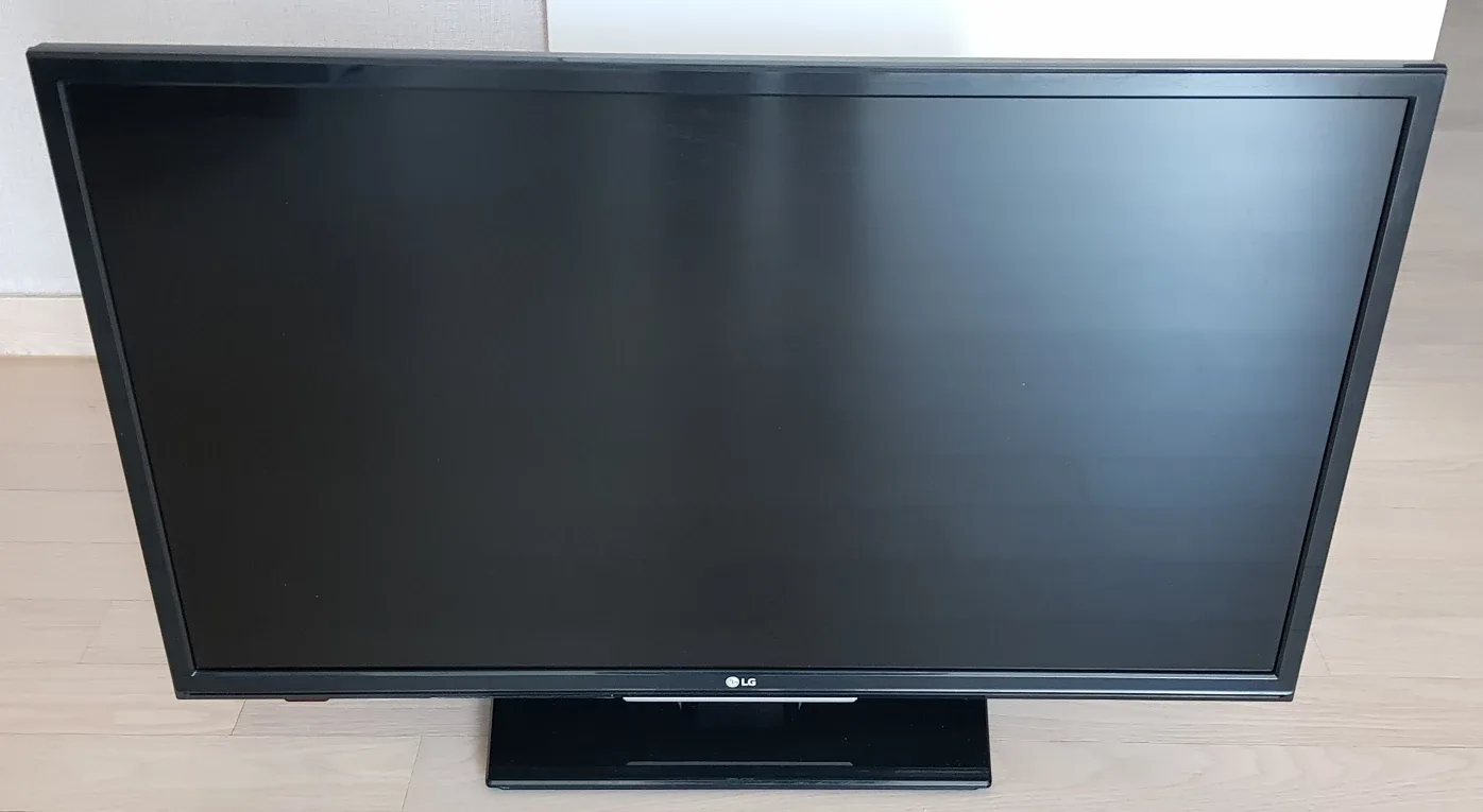 LG 32인치 TV (중고)