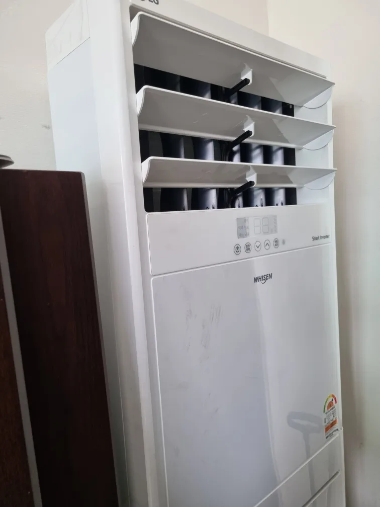중고 에어컨 판매합니다(휘센 스마트 인버터 에어컨 PNW0833R2SF)