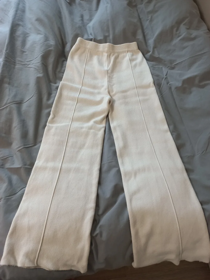 니트 일자 와이드 팬츠 크림색