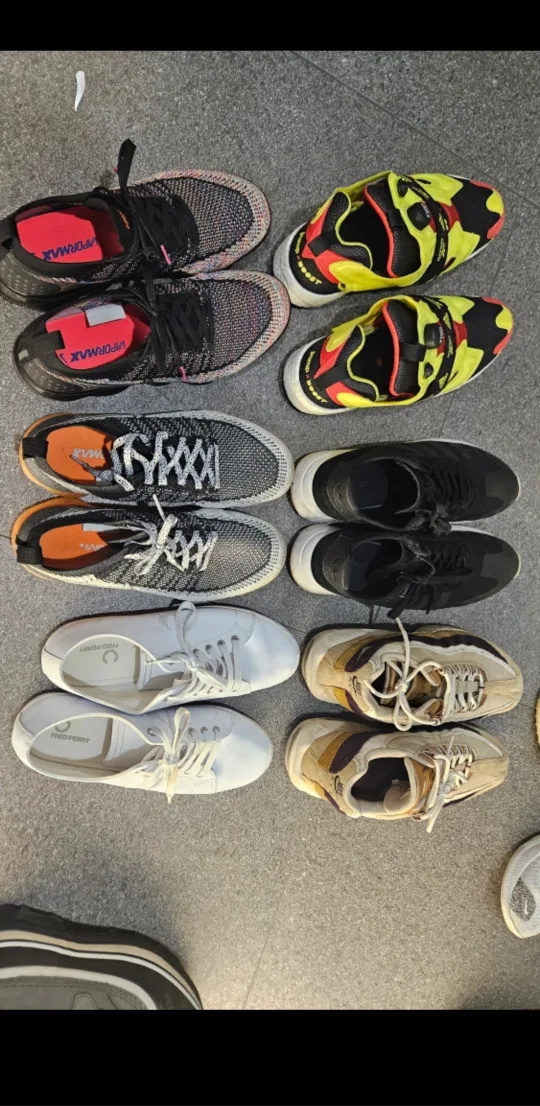 가격 인하))남성 신발 팝니다. 나이키, 리복, 아디다스
